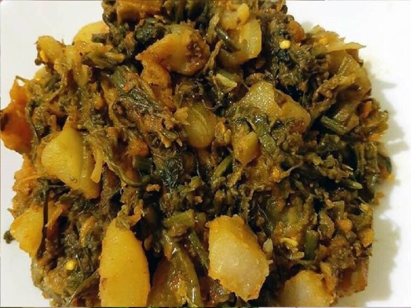 ডায়াবেটিস রোগীদের জন্যও বেশ কার্যকর খাবার হতে পারে ঢেঁকি শাক। এই শাকের গ্লাইসেমিক একক বেশ কম। পাশাপাশি, প্রচুর পরিমাণ ফাইবার থাকায় এই শাক খেলে আচমকা রক্তে শর্করার পরিমাণ বেড়ে যাওয়ার প্রবণতা কমে। (Disclaimer: এই প্রতিবেদনটি কেবলমাত্র সাধারণ তথ্যের জন্য, তাই বিস্তারিত জানতে হলে সর্বদা বিশেষজ্ঞের পরামর্শ নিন।)