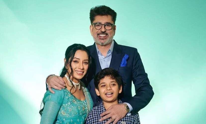 নোটিশেরূপালী তাঁর আইনজীবীর মাধ্যমে ৫০ কোটি টাকা ক্ষতিপূরণ দাবি করেছেন, যা তার সৎ মেয়েকে দিতে হবে। তিনি অবিলম্বে নিঃশর্ত প্রকাশ্যে ক্ষমা চাইতে বলেছেন, যা ব্যর্থ হলে আইনি ব্যবস্থা নেওয়ার হুমকিও দেওয়া হয়েছে।