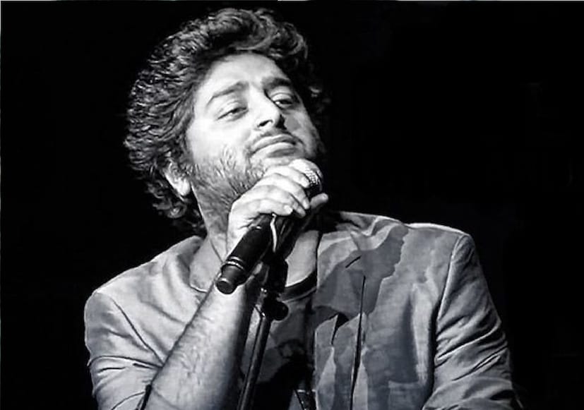 গোটা বিশ্বব্যাপী তাঁর নাম। অনুরাগীর সংখ্যা কম নেই তাঁর। তার পরেও গায়কের জীবনে এ কেমন আক্ষেপ?