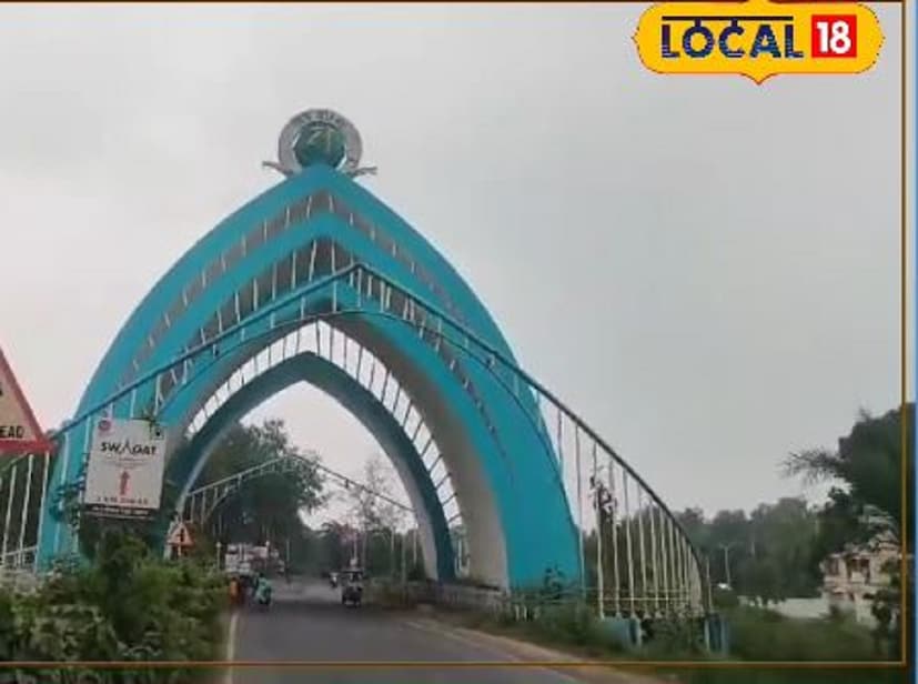 কারণ শীত বিলাসী সমুদ্র প্রেমে পর্যটকেরা নরম শীতে প্রিয়জনদের সঙ্গে সমুদ্র সৈকতের সময় কাটাতে ভালবাসেন। দিঘা যাতায়াতের জন্য রেলপথ থাকলেও বেশিরভাগপর্যটক সড়কপথে দিঘা যাতায়াত করেন। শীতকালে সড়কপথে যাতায়াতের সময় প্রায়ই দুর্ঘটনার সম্মুখীন হতে হয় পর্যটকদের। তাই দুর্ঘটনা এড়াতে এবার শীতের আগেই পূর্ব মেদিনীপুর জেলা পুলিশের ট্রাফিক বিভাগ একাধিক পদক্ষেপ গ্রহণ করেছে।