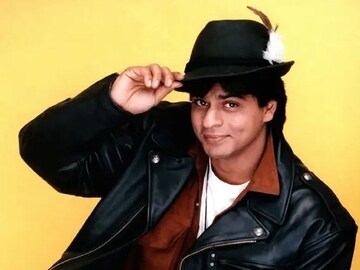 ৫৯-তম জন্মদিনে মধ্যরাতে কী ঘটল শাহরুখের বাড়িতে? সামনে আনলেন গৌরী খান! বড় চমক ৫৯-তম জন্মদিনে মধ্যরাতে কী ঘটল শাহরুখের বাড়িতে? সামনে আনলেন গৌরী খান! বড় চমক