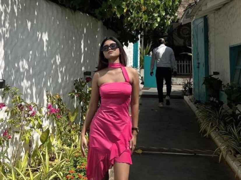 মৃত তরুণ-তরুণীর নাম কনামিকা নার্জারি, বছর ১৯ এবং দীপিত দে, বছর ২২। নিহত তরুণী। দুজনেই পড়ুয়া বলে জানা গিয়েছে। এর মধ্যে দীপিত গুয়াহাটি কমার্স কলেজের ছাত্র, এবং কনামিকা চাকরির পরীক্ষার জন্য প্রস্তুতি নিচ্ছিলেন।