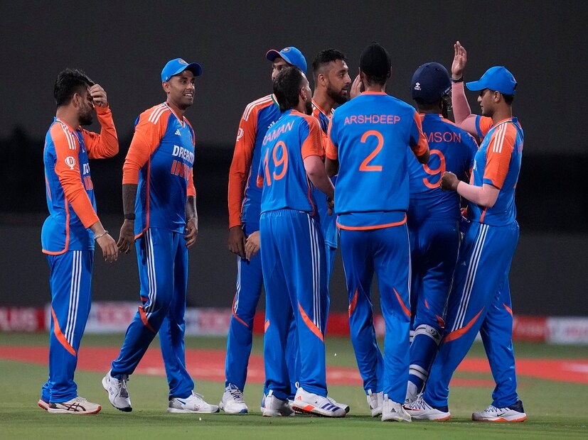 ভারতীয় ক্রিকেটে দুর্দান্ত ব্যাটারের অভাব নেই। আর এই রেকর্ড যাঁর নামের পাশে রয়েছে, তিনিও একজন কিংবদন্তি ব্যাটার। দীর্ঘদিন ভারতীয় দলের জার্সি গায়ে ওপেন করেছেন তিনি। 