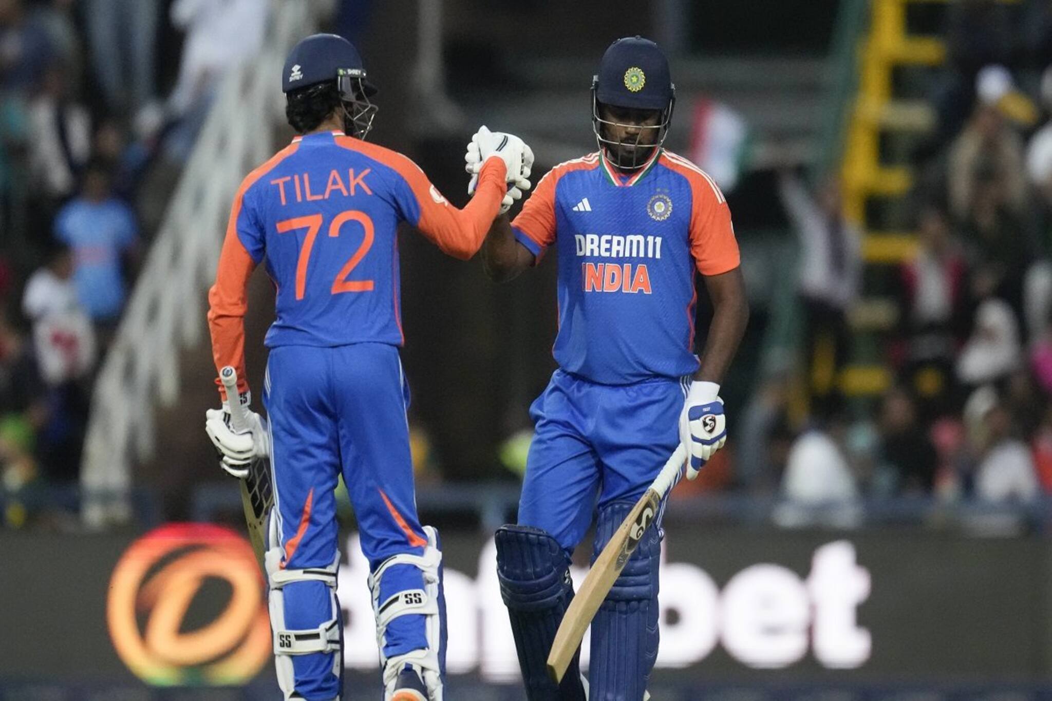 জোড়া সেঞ্চুরি,প্রোটিয়া বোলাররা হলেন পাড়ার বোলার, সঞ্জু-তিলক কাঁপাল মাঠ