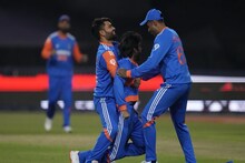 সঞ্জু- তিলকের সুপার ইনিংসের পর বল হাতে কামাল অর্শদীপ-বরুণের, সিরিজ জয় ভারতের
