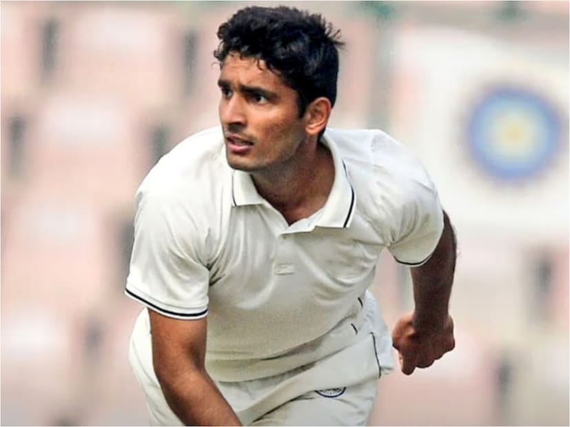 আন্তর্জাতিক ক্রিকেটে ভারতীয়দের মধ্যে একমাত্র বোলার হিসেবে টেস্টের এক ইনিংসে ১০ উইকেট নেওয়ার নজির রয়েছে অনিল কুম্বলের। এবার ইতিহাসের পাতায় নাম লেখালেন আরও এক ভারতীয় বোলার।