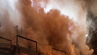 ফ্লাইওভারে গাড়িতে হঠাৎ আগুন! দরজা খুলে বেরোনোর আগেই ঝলসে গেলেন ড্রাইভার...প্রতীকী ছবি