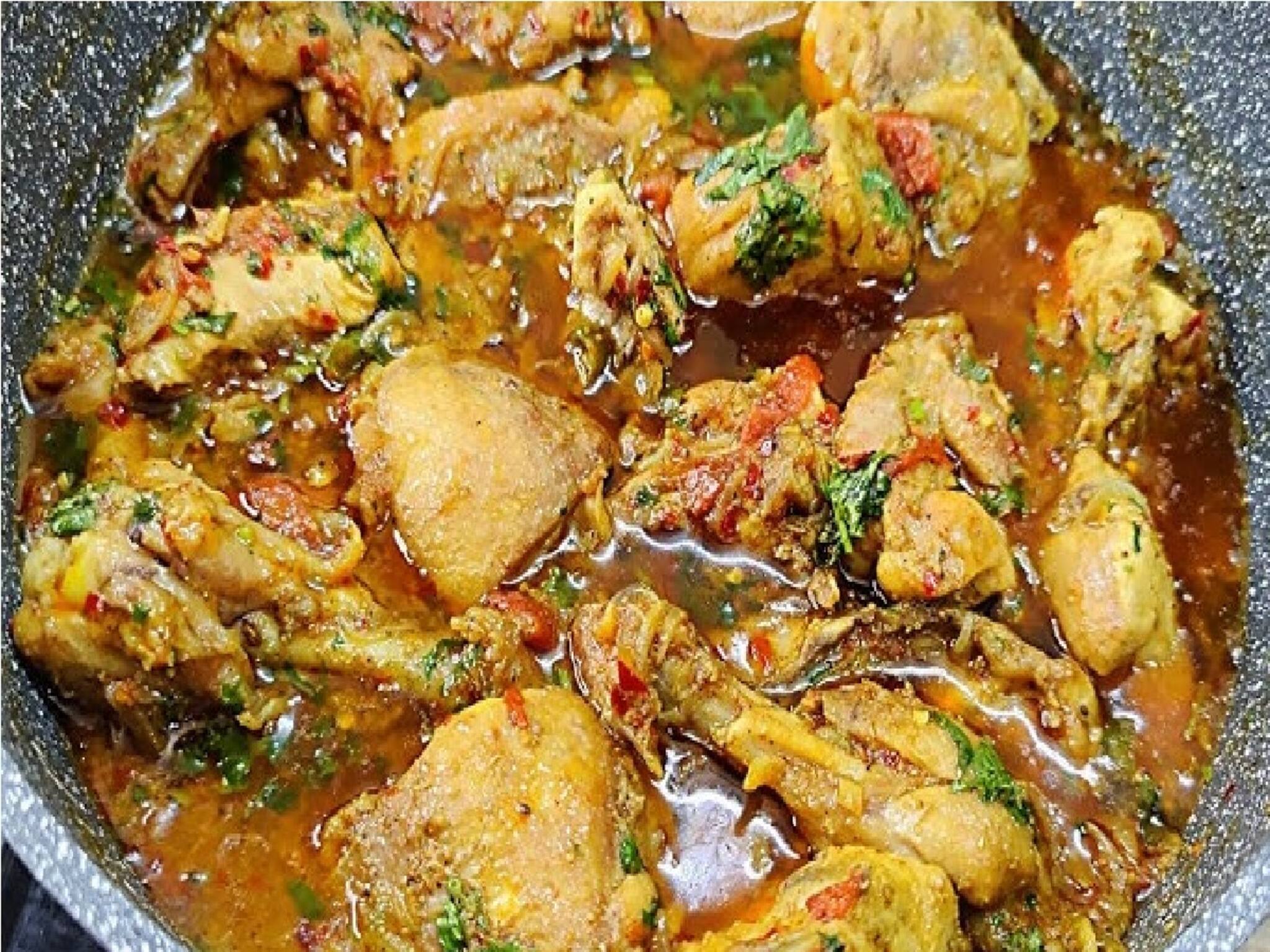 শীতে ডিনারে বানিয়ে ফেলুন একেবারে তেল ছাড়া চিকেন, কীভাবে রাঁধবেন? রইল সহজ রেসিপি 