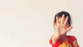 মা বাড়ি ছাড়লেই জেগে উঠত বাড়ির দানব, সৎ মেয়ের উপর অকথ্য অত্যাচার বাবার!  