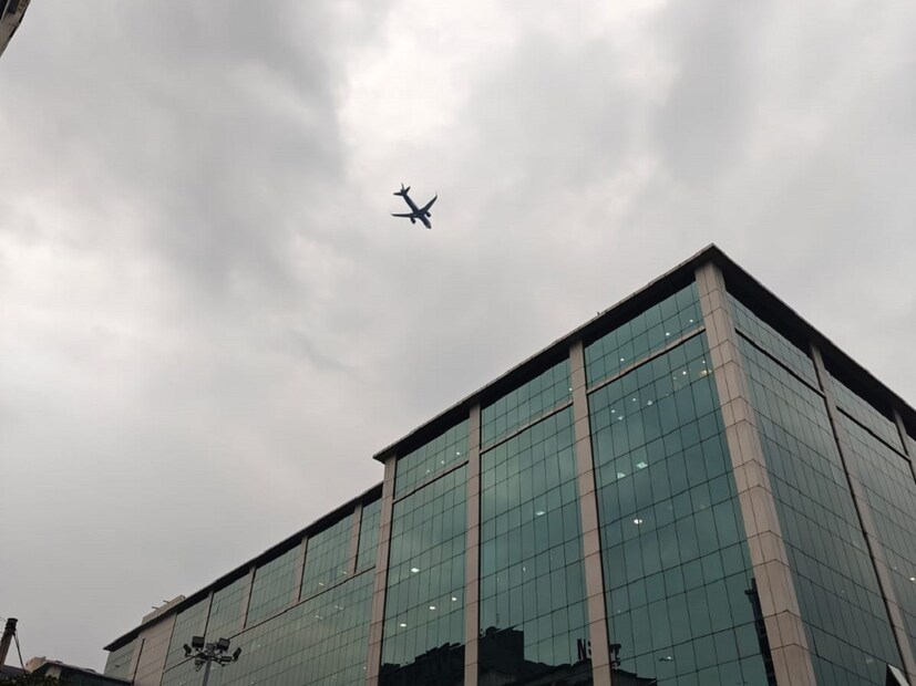 গত ২৪ ঘণ্টায় পশ্চিম রাজস্থানে স্বাভাবিকের থেকে ৫.১ ডিগ্রি বেশি তাপমাত্রা রেকর্ড করা হয়েছে, পাঞ্জাব ও পূর্ব রাজস্থানে তাপমাত্রা ৩.১ থেকে ৫.০ ডিগ্রি বেশি। কর্ণাটক, পশ্চিম হিমালয় অঞ্চল, হরিয়ানা, চণ্ডীগড়, দিল্লি, গোয়া ও কেরলেও তাপমাত্রা স্বাভাবিকের থেকে বেশি রয়েছে। অন্যদিকে, বিহার, পূর্ব মধ্যপ্রদেশ ও রাজস্থানে রাতের তাপমাত্রা ৩ থেকে ৬ ডিগ্রি বেড়েছে। গাঙ্গেয় পশ্চিমবঙ্গ, ওডিশা, মহারাষ্ট্র ও তেলেঙ্গানায় তাপমাত্রা ১ থেকে ৩ ডিগ্রি কমেছে। 