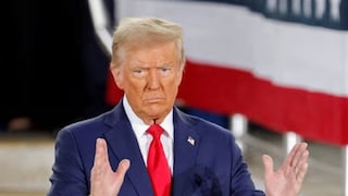 'আমেরিকা হাতের খেলনা নয়', দায়িত্ব নিয়েই গর্জে উঠলেন প্রেসিডেন্ট ট্রাম্প! 'আমেরিকা হাতের খেলনা নয়', দায়িত্ব নিয়েই গর্জে উঠলেন প্রেসিডেন্ট ট্রাম্প!