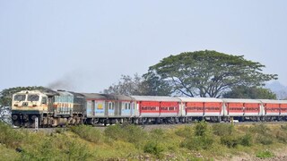 বেশ কিছু ট্রেনে নতুন ব্যবস্থা (File Photo)