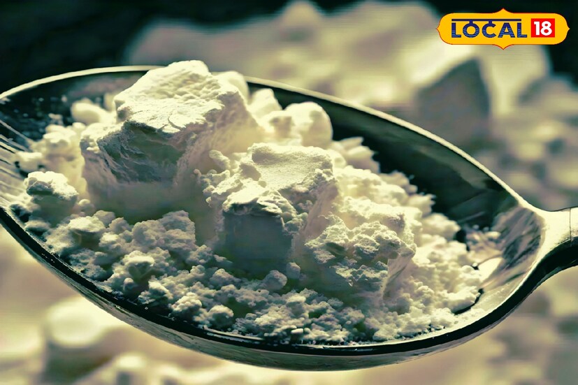 গরম হিংয়ের কচুরি কিংবা ছোলার ডালে হিং ফোড়ন খাবার প্রেমীদের জন্য বড় পছন্দের। খাবারের স্বাদ বৃদ্ধির পাশাপাশি নানা রোগব্যাধি সারাতেও হিং ব্যবহার হয়।