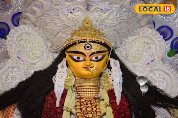 ডোমিনো টাওয়ার,ভ্যাটিকান সিটি থিমের মণ্ডপ!কোথায় বিশ্বের বৃহত্তম জগদ্ধাত্রী?জানুন ডোমিনো টাওয়ার,ভ্যাটিকান সিটি থিমের মণ্ডপ!কোথায় বিশ্বের বৃহত্তম জগদ্ধাত্রী?জানুন