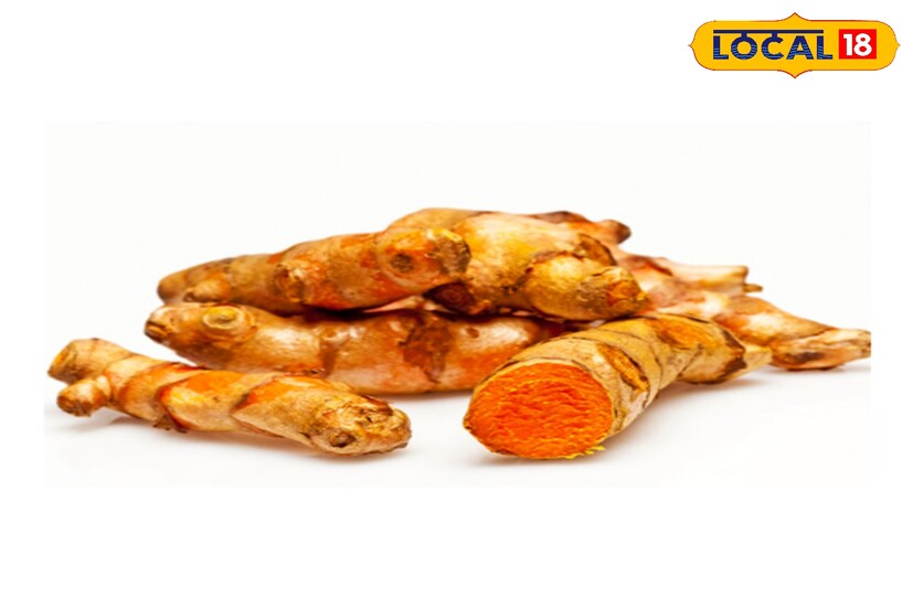 রোজ সকালে খালি পেটে একটুকরো কাঁচা হলুদ খেলে ফ্যাটি লিভারের সমস্যায় উপকার মিলবে।