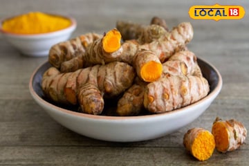 রোজ সকালে এক টুকরো কাঁচা হলুদ দূর হবে সুগার-কোলেস্টেরলের...! জানুন বিশেষজ্ঞর মত রোজ সকালে এক টুকরো কাঁচা হলুদ দূর হবে সুগার-কোলেস্টেরলের...! জানুন বিশেষজ্ঞর মত