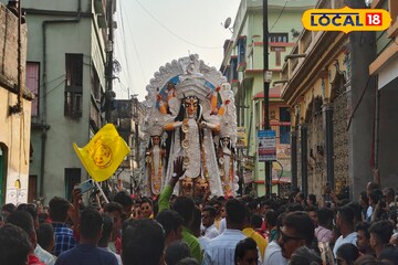 লক্ষাধিক ভক্তের সমাগম! নিরঞ্জনের পথে নবদ্বীপের রানি গৌরাঙ্গিনী মাতা! দেখুন ছবি