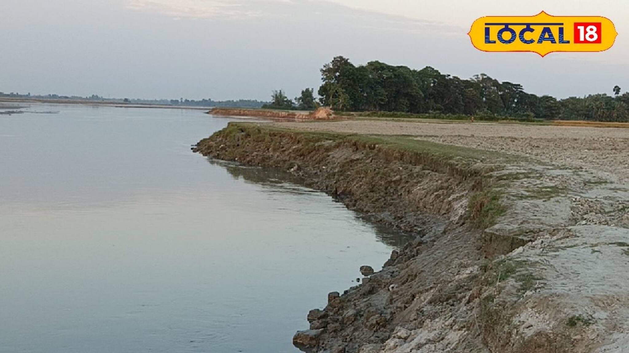 Cooch Behar News: যেকোন সময় ধুয়ে মুছে যাবে শেষ সম্বলটুকুও! রাতের ঘুম উড়ছে এই এলাকার বাসিন্দাদের