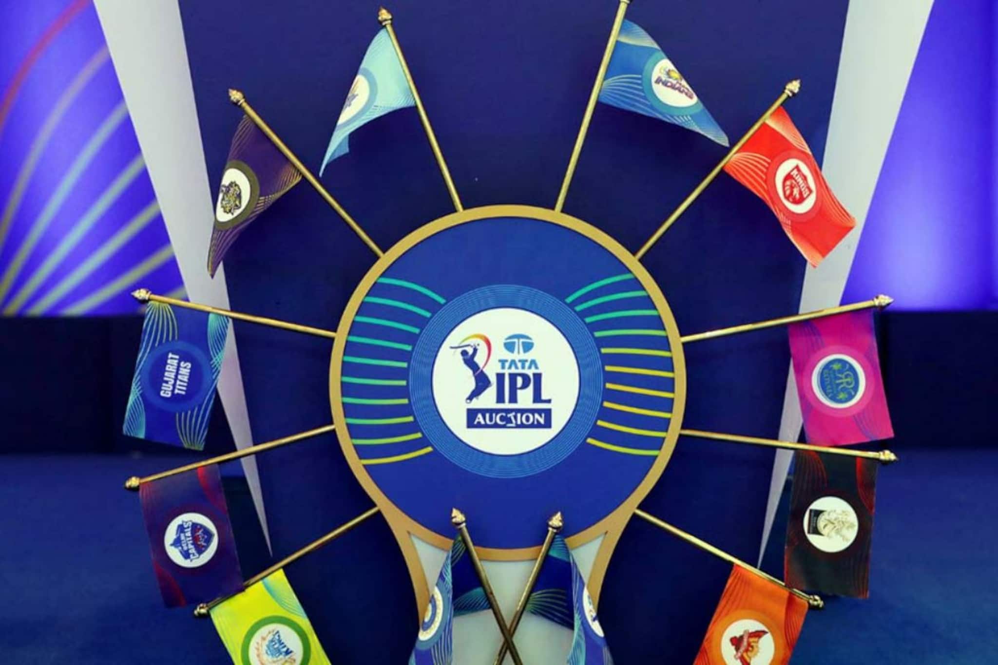 নিলামে কোন দলের পকেটে কত টাকা? কতজন প্লেয়ার কিনতে পারবে প্রতিটি দল? জেনে নিন বিস্তারিত