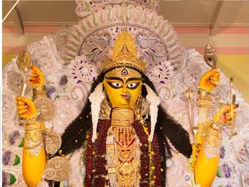 ২৫২ বছরে পা, কৃষ্ণনগরের বুড়িমার পুজোর ষষ্ঠী-দশমীর পুজো-অঞ্জলি কবে,কখন? নির্ঘণ্ট ২৫২ বছরে পা, কৃষ্ণনগরের বুড়িমার পুজোর ষষ্ঠী-দশমীর পুজো-অঞ্জলি কবে,কখন? নির্ঘণ্ট