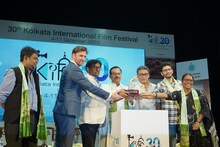 শুরু হচ্ছে কলকাতা চলচ্চিত্র উৎসব, বিশেষ শ্রদ্ধা প্রয়াত পরিচালক তপন সিনহাকে