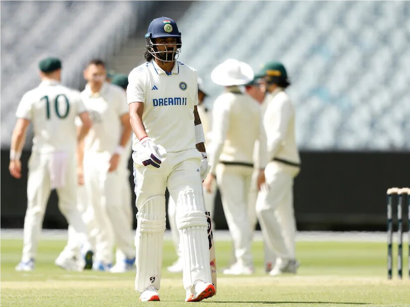 পারথ টেস্টে যশস্বীর সঙ্গী হতে পারেন কেএল রাহুলপারথ টেস্টে ওপেন করতে পারেন রাহুল। ভারত ও অস্ট্রেলিয়ার মধ্যে ৫ ম্যাচ সিরিজের প্রথম টেস্ট শুরু হবে ২২ নভেম্বর থেকে। এই টেস্টে টিম ইন্ডিয়ার অধিনায়ক রোহিত শর্মা খেলবেন তা নিশ্চিত নয়। ব্যক্তিগত কারণে পারথ টেস্টের বাইরে থাকতে পারেন রোহিত। এমন পরিস্থিতিতে, রোহিতের জায়গায় যশস্বী জয়সওয়ালের সাথে ওপেনিংয়ে কেএল রাহুলকে ফিল্ডিং করার কথা ভাবছে ম্যানেজমেন্ট।রাহুল অস্ট্রেলিয়া এ-এর বিরুদ্ধে প্রথম ইনিংসে ৪ রান করার পরে আউট হয়েছিলেন, যেখানে দ্বিতীয় ইনিংসে তিনি মাত্র ১০ রান করতে পারেন।