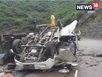 Road Accident: বিয়ে বাড়িতে যাওয়ার পথে ভয়াবহ দুর্ঘটনা! নিহত এক শিশু-সহ চারজন