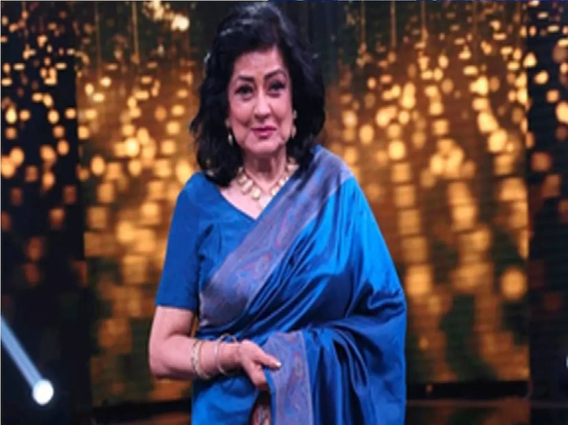 *তাঁর সৌন্দর্যের আসল রহস্য পরিচয় ব্যাখ্যা করতে গিয়ে অভিনেত্রী বলেন, 'আমি বিনোদ খান্নার ছবি ছেড়েছি কারণ তাতে আমাকে সাঁতারের পোশাক পরতে বলা হয়েছিল। আমি শর্ট ড্রেস এড়িয়ে চলতাম। আমি ভাবতাম যদি কেউ আমার ছবি নিয়ে যায় এবং তা পত্রিকায় প্রকাশিত হয় তাহলে কী হবে। আমি বিশ্বাস করি আপনার মুখ, আপনার হাসি এবং আপনার দেহের ভাষার যদি আকর্ষণীয় আবেদন না থাকে, তবে সমস্ত পোশাক খুলে ফেললেও তাতে কোনও পার্থক্য হবে না। মুখের সৌন্দর্যই আসল সৌন্দর্য।' সংগৃহীত ছবি।