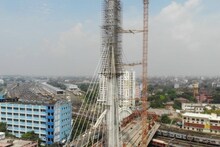 হাওড়া স্টেশনে গুঁড়িয়ে যাচ্ছে প্রাচীন ‘বাঙালবাবুর ব্রিজ’! আসছে আধুনিক সেতু