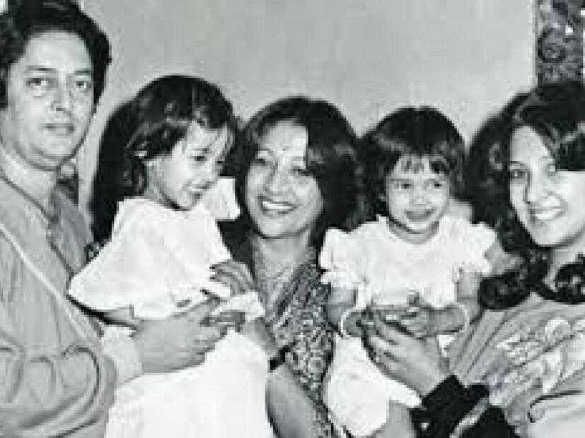 উল্লেখ্য, মঙ্গলবার সকালে শরীরে অস্বস্তি শুরু হয়৷ তড়িঘড়ি করে ঢাকুরিয়ার বেসরকারি হাসপাতালে খবর দিয়ে অ্যাম্বুলেন্স আসার আগেই সব শেষ৷ পিতৃহারা হলেন মুনমুনের দুই মেয়ে রিয়া ও রাইমা সেন৷ বাবাকে হারিয়ে শোকে পাথর দুই কন্যা৷ স্বামীর মৃত্যুর সময়ে পাশে থাকতে পারলেন না মুনমুন সেন৷  ইতিমধ্যেই কলকাতায় এসে পৌঁছলেন অভিনেত্রী মুনমুন সেন। মুনমুন সেন এবং রাইমা সেন দিল্লির থেকে ফিরে তাদের বালিগঞ্জ সার্কুলার রোডের ফ্ল্যাটে এসেছেন। এরপর পারিবারিক সিদ্ধান্ত নিয়ে ভারত দেব বর্মার শেষকৃত্য সম্পন্ন হবে। 