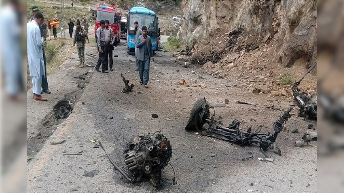 Pakistan Terrorist Attack | পাকিস্তানে ফের জঙ্গি হামলা! যাত্রীবাহী গাড়ি লক্ষ্য করে গুলিবৃষ্টি, নিহত অন্তত ৪০, জখম ২০