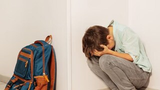 স্কুলে দুপুরের খাবার নিয়ে লুকিয়ে ফেলত খুদে পড়ুয়া (Representative Image)