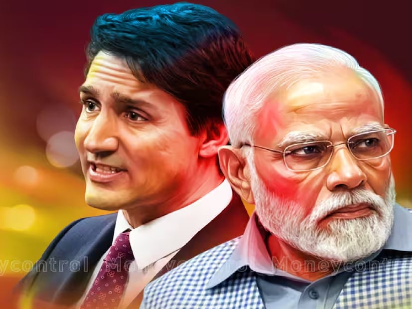 সোশ্যাল মিডিয়ায় মোদির এই ট্যুইটের পর উচ্ছ্বসিত নেটিজেনদের একাংশ। প্রধানমন্ত্রীর প্রশংসা করে তাঁরা বলছেন, অবশেষে হিন্দুদের হয়ে একজন গলা তুললেন, এর জন্য সাধুবাদ প্রাপ্য। অনেকেই লিখেছেন, কানাডার প্রধানমন্ত্রীকে সোজা কথাটা সোজা ভাবে বুঝিয়ে দিতে পেরেছেন মোদি। তাঁকে ধন্যবাদ। প্রসঙ্গত, নিজ্জর হত্যাকাণ্ডের পর থেকেই ভারত-কানাডা সম্পর্কে অবনতি হয়েছে। মোদির এই মন্তব্য তাতে নতুন মাত্রা যোগ করল বলে মনে করছেন আন্তর্জাতিক রাজনৈতিক বিশ্লেষকরা।