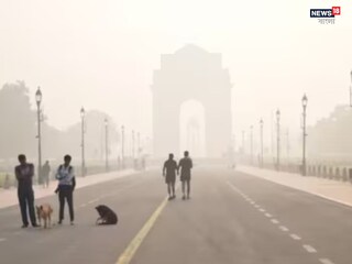 সাতসকালে বিষাক্ত ধোঁয়াশায় ঢাকল রাজধানী