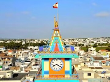 এশিয়ার সবচেয়ে ধনী গ্রাম কোথায় আছে জানেন? উত্তর দেখলে চমকে যাবেন!