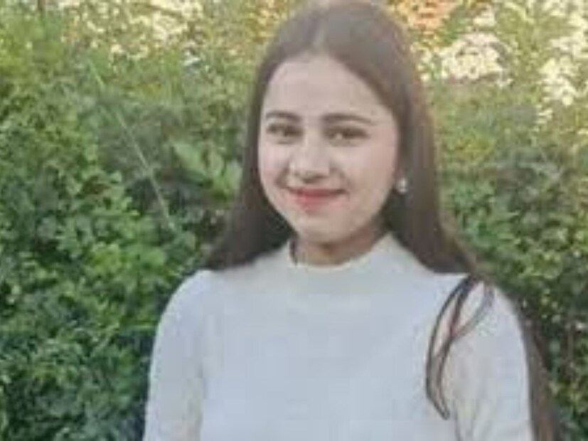 পুলিশ জানিয়েছে, ১৩ই নভেম্বর তারা একটি ফোন কল পেয়েছিল, যেখানে বলা হয়েছিল যে হর্ষিতা নিখোঁজ। তারা হর্ষিতার বাড়ি স্কেগনেস ওয়াক, করবিতে যান। তবে সেখানে তাকে খুঁজে পাওয়া যায়নি।