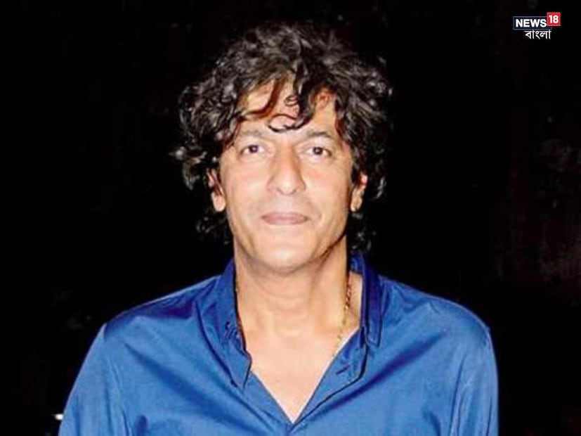 চাঙ্কি পান্ডে, আগ হি আগ (1987) দিয়ে চলচ্চিত্রে আসেন এবং রাতারাতি তারকা হয়ে ওঠেন। পরবর্তী কয়েক বছরে, গোবিন্দ, সালমান খান, আমির খান এবং অজয় ​দেবগনের মতো অভিনেতারা বলিউডে প্রবেশ করেন এবং চাঙ্কির স্টারডম ব্যাপকভাবে প্রভাবিত হয়। 