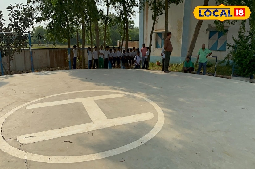 অজিত কুমার পাঁজা ছিলেন বাঙালি রাজনৈতিক নেতা। তিনি ভারত সরকারের প্রাক্তন মন্ত্রী এবং ভারতীয় জাতীয় কংগ্রেস দলের নেতা ছিলেন। যদিও পরবর্তীকালে তিনি কংগ্রেস ছেড়ে সর্বভারতীয় তৃণমূল কংগ্রেসে যোগদান করেন। রাজনৈতিক নেতার পাশাপাশি পেশাগত ভাবে অজিত পাঁজা ছিলেন একজন উকিল।