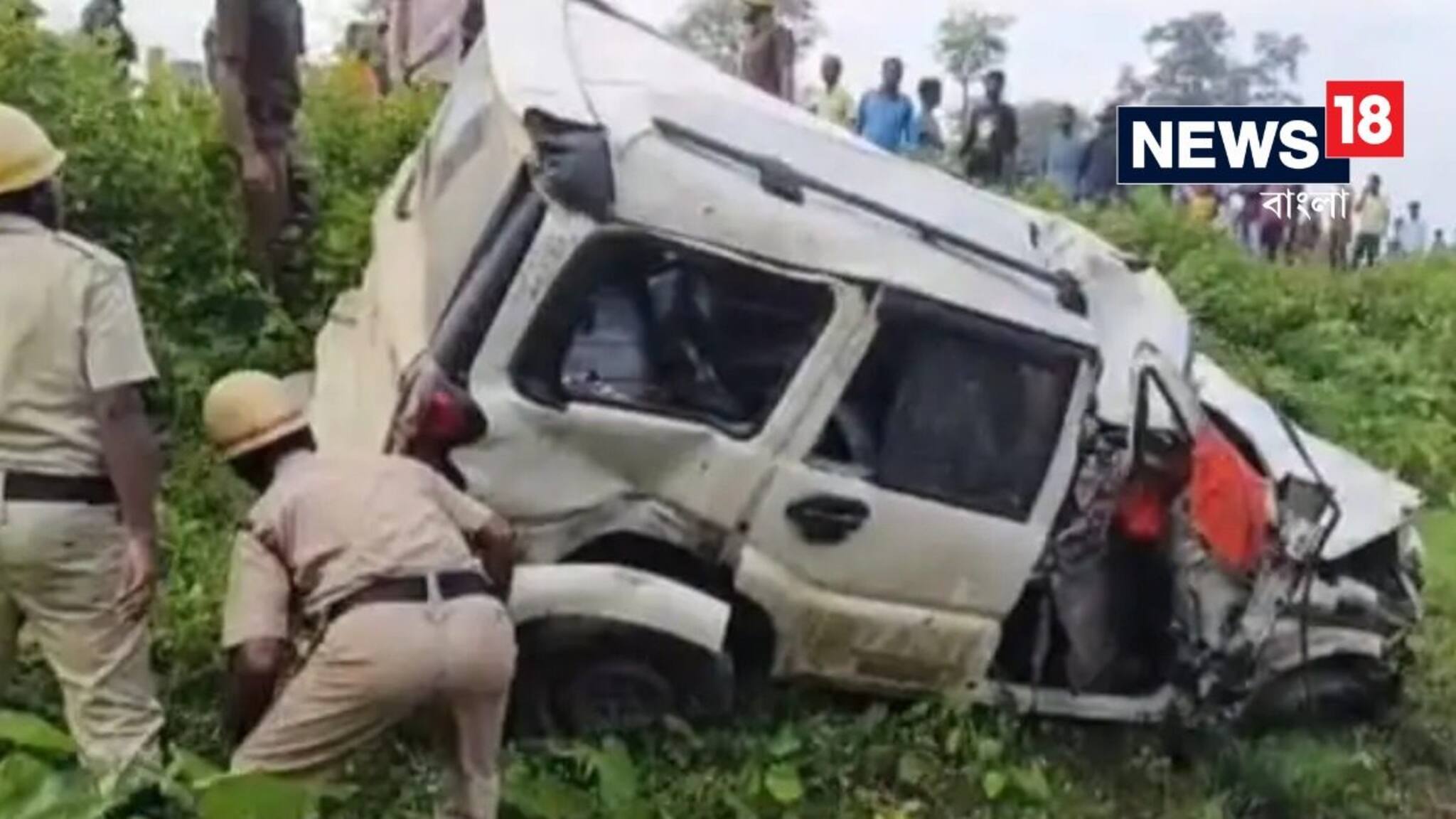 Police Car accident: উত্তরবঙ্গে মর্মান্তিক দুর্ঘটনার কবলে পুলিশের গাড়ি! ট্রাকের ধাক্কা, আহত ৩ পুলিশকর্মী এবং ৩ সিভিক
