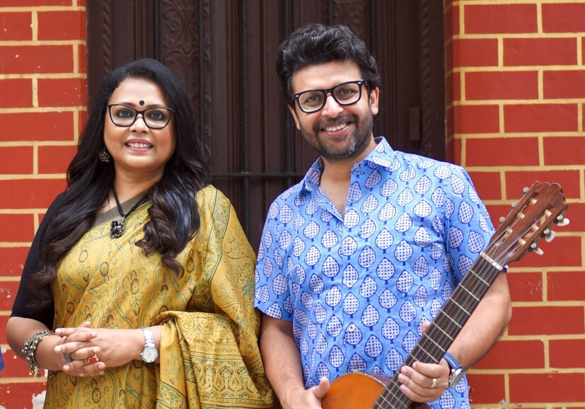 এক অন্য ধারার গানের গাড়ি ছুটবে‌ যার নাম জয়-লোপা এক্সপ্রেস। গানের মোড়ে, মোড়ে নানা স্টেশন ছুঁয়ে এগিয়ে চলবে এই এক্সপ্রেস। এ গাড়ির আসার কথা ছিল এবছর দুর্গা পূজোর আগেই। একটু বিলম্ব হলেও গানে ভরপুর এই গাড়িতে চড়ে পড়লে এক সুন্দর গান সফরের সাক্ষী থাকবেন শ্রোতারা। 