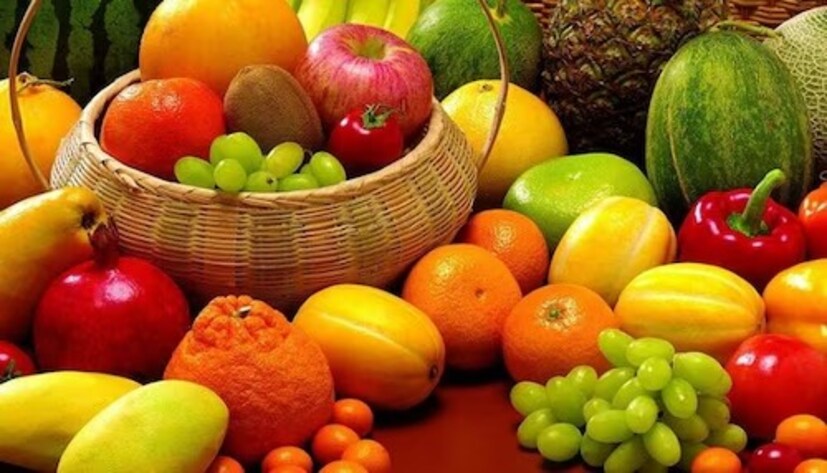 সামুদ্রিক মাছে প্রচুর পরিমাণে ওমেগা থ্রি ফ্যাটি অ্যাসিড আছে৷ মস্তিষ্কের কার্যকারিতা বাড়ায়, স্মৃতিশক্তি তীক্ষ্ণ করে ওমেগা থ্রি ফ্যাট৷ স্মৃতি ক্ষুরধার হয়৷ টাটকা ফলের অ্যান্টিঅক্সিড্যান্ট মস্তিষ্কের কোষকে রক্ষা করে ইনফ্লেম্যাশন ও অক্সিডেটিভ স্ট্রেস থেকে৷ এর ফ্ল্যাভোনয়েড স্মৃতিশক্তি বাড়িয়ে তোলে৷
