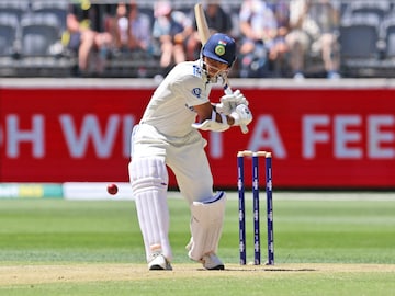 IND vs ENG: দ্বিতীয় দিনে ওভালে পড়ল ১৫ উইকেট! তৃতীয় দিনে ভারতের ভাগ্য নির্ধারণের দায়িত্ব ব্যাটরদের উপর