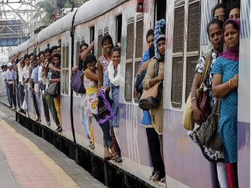 এর মধ্যে রয়েছে: শিয়ালদহ-বারুইপাড়া- শিয়ালদহ, শিয়ালদহ-কল্যাণী সীমান্ত- শিয়ালদহ, শিয়ালদহ-মধ্যমগ্রাম- শিয়ালদহ, শিয়ালদহ-বর্ধমান- শিয়ালদহ, শিয়ালদহ, দমদম ক্যান্টনমেন্ট- শিয়ালদহ, শিয়ালদহ-দত্তপুকুর- শিয়ালদহ, নৈহাটি-ব্যান্ডেল-নৈহাটি, শিয়ালদহ-ডানকুনি- শিয়ালদহ। প্রতীকী ছবি৷