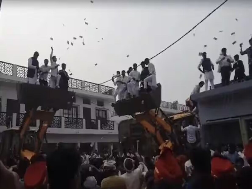 বিয়ের আসর বা বউভাতের অনুষ্ঠানে, বরযাত্রী অথবা কনেযাত্রী শোভাযাত্রা করে যাওয়ার সময় আকাশের দিকে বন্দুক তাগ করে গুলি ছোড়ার ঘটনা ভারতের নানা প্রান্তে ঘটতে দেখা যায়। যা সমালোচনাও হয় বিস্তর। কিন্তু এবার উত্তরপ্রদেশে যা ঘটল বিয়ের আসরে, তাতে গোটা দেশ চমকে উঠেছে।