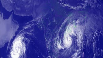 আবহাওয়ার তাণ্ডব শুরু বঙ্গোপসাগরে! ১১ রাজ্য ভাসাবে ভারী বৃষ্টি! দুর্যোগ বাংলাতেও?