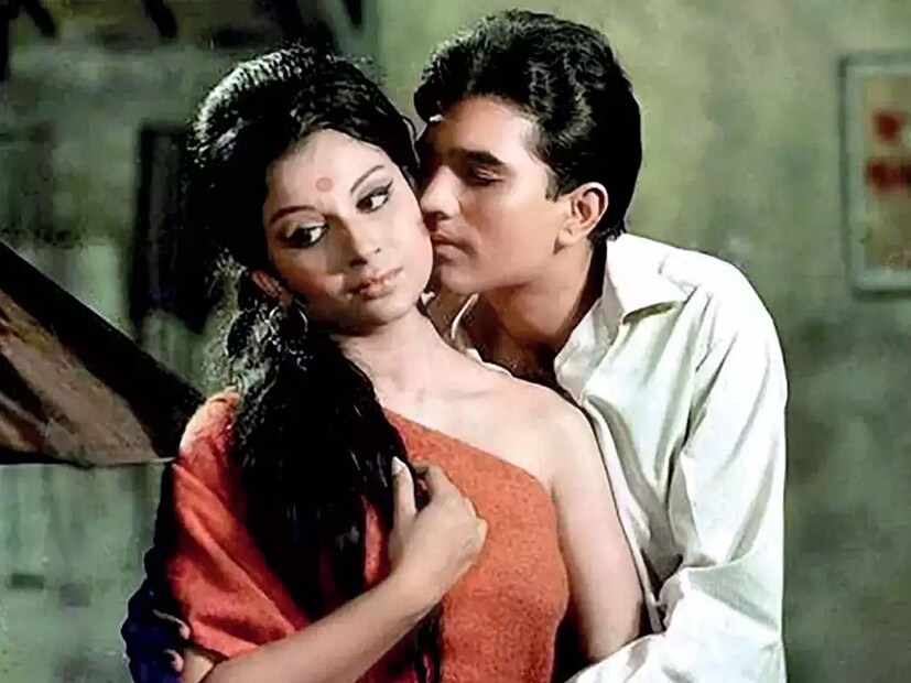 নিজের ৬৫ বছরের জীবনে ৯০ টিরও বেশি চলচ্চিত্রে কাজ করেছেন শর্মিলা ঠাকুর। নানা সময় বহু বড় বড় তারকার সঙ্গে কাজ করেছেন তিনি। মূলত, রাজেশ খন্নার সঙ্গে অনবদ্য কেমিস্ট্রির জন্যই তাঁকে দর্শকরা মনে রেখেছেন। প্রতীকী ছবি।