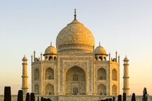Taj Mahal Revenue: প্রতিদিন কত টাকা আয় করে তাজ মহল? চোখ ছানাবড়া করে দেবে হিসেব, দেখুন ভিডিও