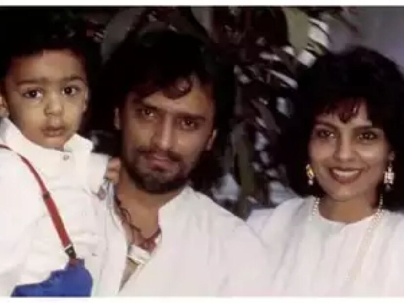 জিনাত আমান বিয়েকে একটি বড় ভুল বলে মনে করেন৷ তিনি ১৯৮৫ সালে মাজহার খানকে বিয়ে করেছিলেন। মায়ের পরামর্শের বিরুদ্ধে গিয়ে তিনি তার জীবনের এত বড় সিদ্ধান্ত নিয়েছিলেন। 