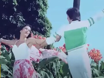 বন্ধ ঘরে স্বামীর অত‍্যাচার! ১ বছরেই বিয়ে যেন দু:স্বপ্ন! চিনতে পারছেন নায়িকাকে?