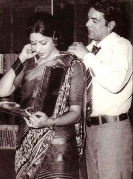 ধর্মেন্দ্র এবং হেমা মালিনী যে ছবিতে তাঁদের একসঙ্গে দেখা যেত সেই ছবিই হত হিট। ফলে তাঁদের জুটি সুপারহিট এবং সব প্রযোজকরাই চাইতেন। এমনই এক ছবি দুই বন্ধুকে আলাদা করে দিয়েছিল।
